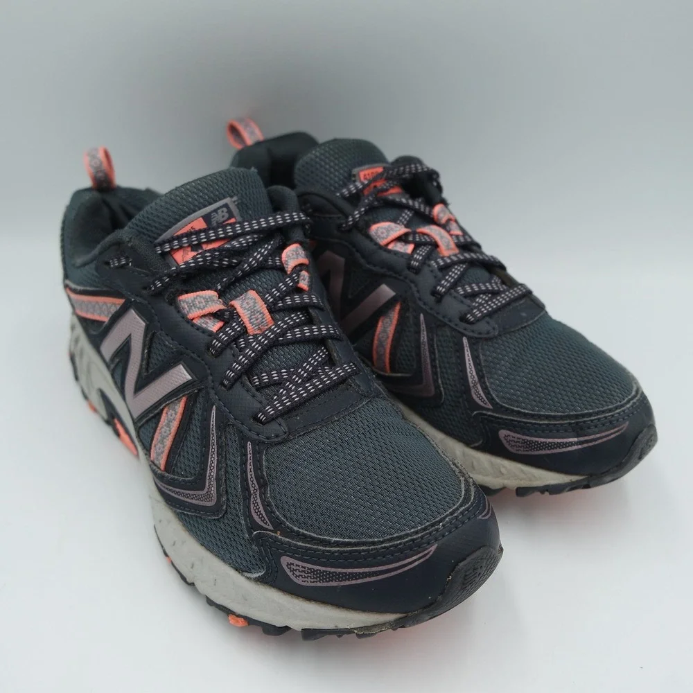 New Balance 410v5 All Terrain Trail Running Shoes Womens Grey Sneaker Size 7.5